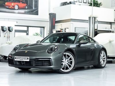 Porsche 911 Carrera