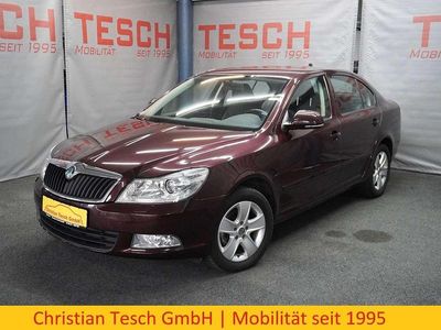 Gebraucht Skoda Octavia 140 PS (102 kW) 2011 Rot Limousine