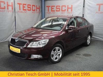 Rot Gebraucht 2011 Skoda Octavia Limousine | 9.300 € (Fairer Preis)