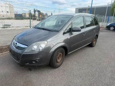 Gebraucht Opel Zafira 140 PS (102 kW) 2010 Grau Van / Kleinbus