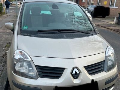 gebraucht Renault Modus TÜV 08/24 mit defektem Getriebe