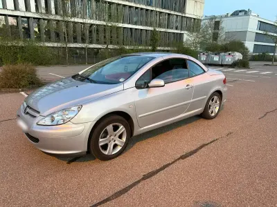 Gebraucht Peugeot 307 CC 136 PS (100 kW) 2003 Silber Cabrio