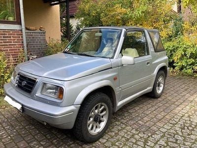 Usata Suzuki Vitara 132 CV (97 kW) 1998 Argento Cabrio