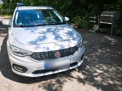 Gebraucht Fiat Tipo 95 PS (69 kW) 2017 Grau Limousine