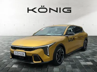 Neu Kia K4 GT-Line 179 PS (131 kW) 2026 Sparkling gelb metallic Limousine