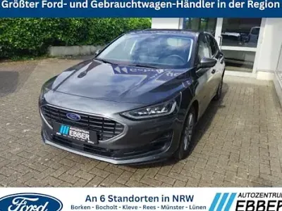 Gebraucht Ford Focus Titanium 125 PS (91 kW) 2023 Metallic) (grau Limousine