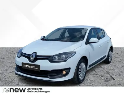 Gebraucht Renault Mégane III Authentique 110 PS (80 kW) 2015 Weiß Limousine