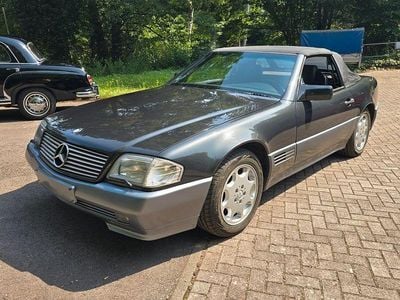 Gebraucht Mercedes SL300 231 PS (169 kW) 1991 Grau Cabrio