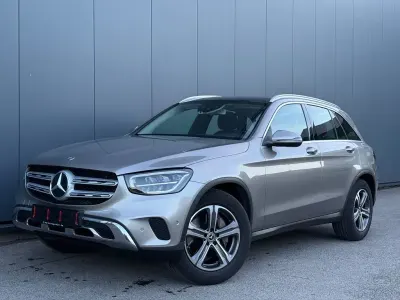 Używany Mercedes GLC200 197 KM (144 kW) 2019 Szary SUV