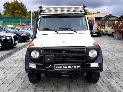 Mercedes G300