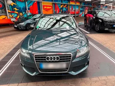 Gebraucht Audi A4 140 PS (102 kW) 2010 Grau Kombi