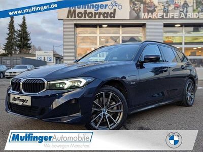 Tansanitblau (metallic) Gebraucht 2022 BMW 320e Performance Kombi | 28.780 € (Fairer Preis)