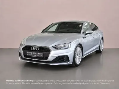 Gebraucht Audi A5 Sportback Sport 163 PS (119 kW) 2023 Silber Kleinwagen