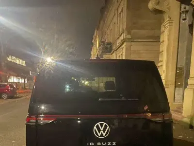 Usata VW ID. Buzz Pro 150 kW (204 CV) 2022 Nero Monovolume