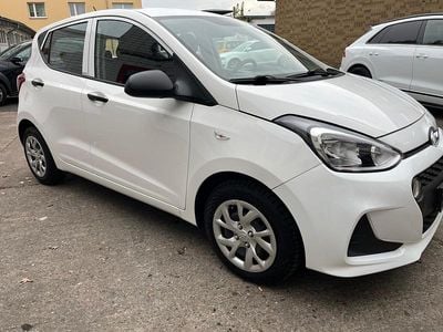 Gebraucht Hyundai i10 Select 67 PS (49 kW) 2020 Weiß Kleinwagen