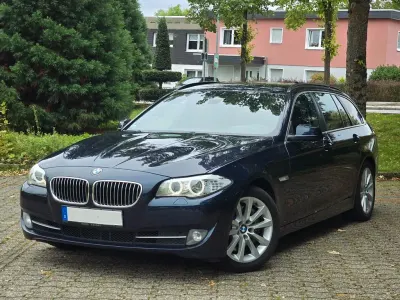 Gebraucht BMW 525 218 PS (160 kW) 2013 Blau Kombi