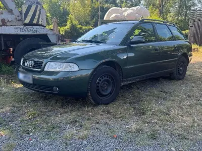 Gebraucht Audi A4 102 PS (75 kW) 2000 Grün Kombi