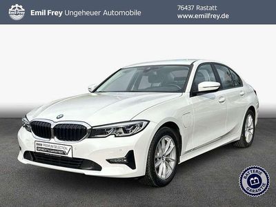Gebraucht BMW 330e Advantage 184 PS (135 kW) 2020 Weiß Limousine
