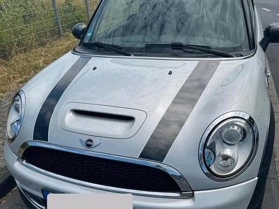 Mini Cooper SD Cabriolet