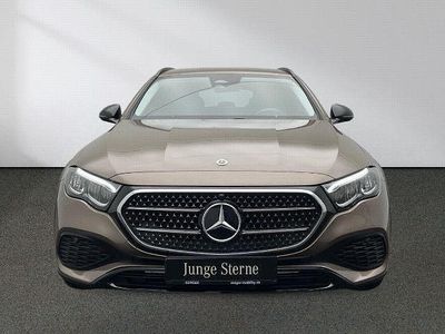 Gebraucht Mercedes E300 Avantgarde 313 PS (230 kW) 2024