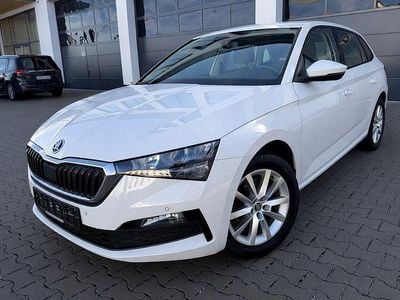 Gebraucht Skoda Scala Ambition 90 PS (66 kW) 2020 Weiß Kleinwagen