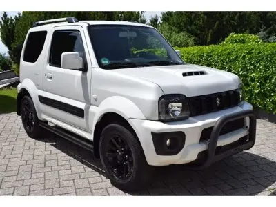 Gebraucht Suzuki Jimny Style 84 PS (61 kW) 2019 Pearl white SUV