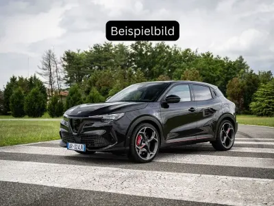 Gebraucht Alfa Romeo GT Junior Edizione Speciale 136 PS (100 kW) 2025 Schwarz SUV