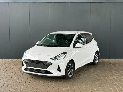 Gebraucht Hyundai i10 Comfort 63 PS (46 kW) 2025 Atlas white Kleinwagen