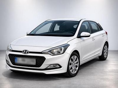 Gebraucht Hyundai i20 75 PS (55 kW) 2017 Weiß Kleinwagen