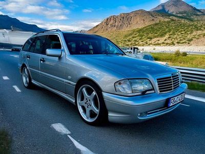 Mercedes C43 AMG