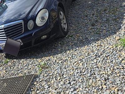 Mercedes E220