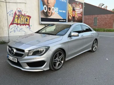 Gebraucht Mercedes CLA200 StreetStyle 156 PS (114 kW) 2015 Silber Coupé