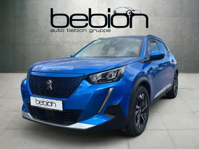 Second-hand Peugeot e-2008 Allure 100 kW (136 CP) 2022 Albastru SUV