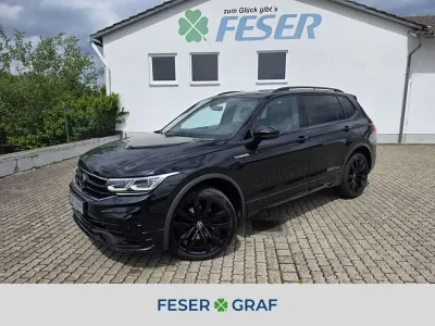 Gebraucht VW Tiguan Allspace R-line 200 PS (147 kW) 2023 Deep black perleffekt SUV