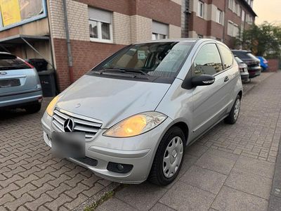 Second-hand Mercedes A150 95 CP (69 kW) 2005 Argintiu Hatchback