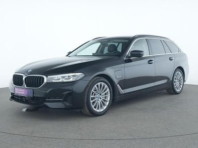 Gebraucht BMW 530e Sport Line 292 PS (214 kW) 2021 Black sapphire Limousine