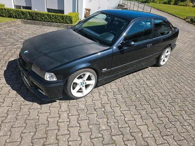 Usata BMW 323 M Sport 170 CV (125 kW) 1998 Nero Coupé