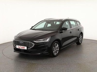 Schwarz Gebraucht 2023 Ford Focus Titanium Kombi | 20.490 € (Fairer Preis)