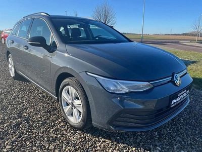 Grau Gebraucht 2022 VW Golf VIII Kombi | 18.450 € (Guter Preis)