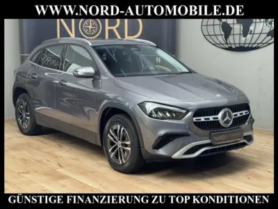 Gebraucht Mercedes GLA180 116 PS (85 kW) 2024 Grau SUV