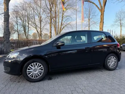 Gebraucht VW Golf VI Trendline 80 PS (58 kW) 2008 Schwarz Kleinwagen