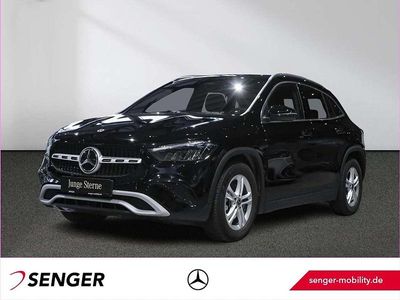 Gebraucht Mercedes GLA200 163 PS (119 kW) 2024 Unilack nachtschwarz SUV