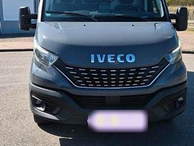 Gebraucht Iveco Daily 156 PS (114 kW) 2021 Grau Limousine