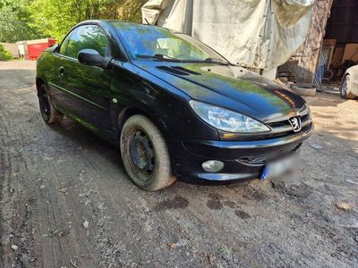 gebraucht Peugeot 206 CC Cabrio