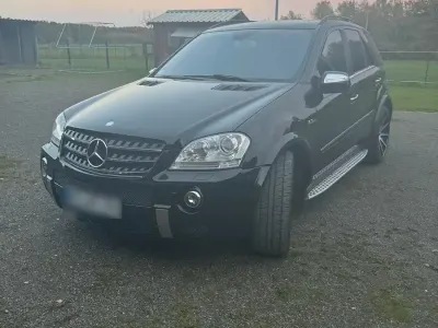 Gebraucht Mercedes ML500 AMG 306 PS (225 kW) 2007 Schwarz SUV