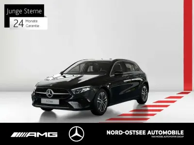 Gebraucht Mercedes A250 Progressive 163 PS (119 kW) 2025 Metalliclack kosmosschwarz Limousine