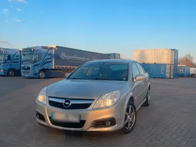 Gebraucht Opel Vectra 150 PS (110 kW) 2006 Grau Limousine