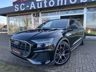 Gebraucht Audi Q8 S-Line 286 PS (210 kW) 2022 Mythosschwarz metallic SUV