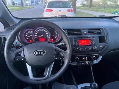 Usata Kia Rio Edition 7 75 CV (55 kW) 2012 Nero Berlina