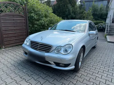 Gebraucht Mercedes C350 Avantgarde 272 PS (200 kW) 2005 Silber Limousine